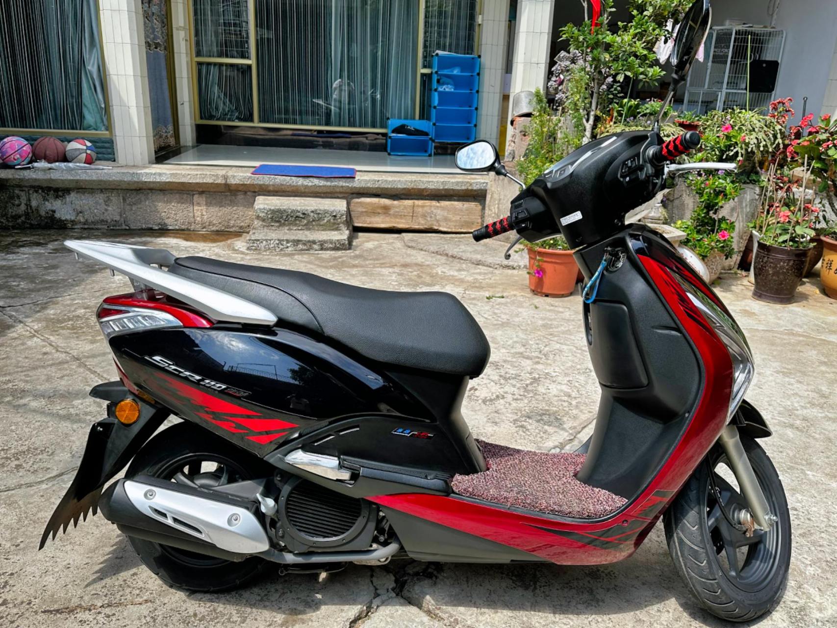 21年上牌五羊本田佳御110 水冷发动机 7千公里 准新车