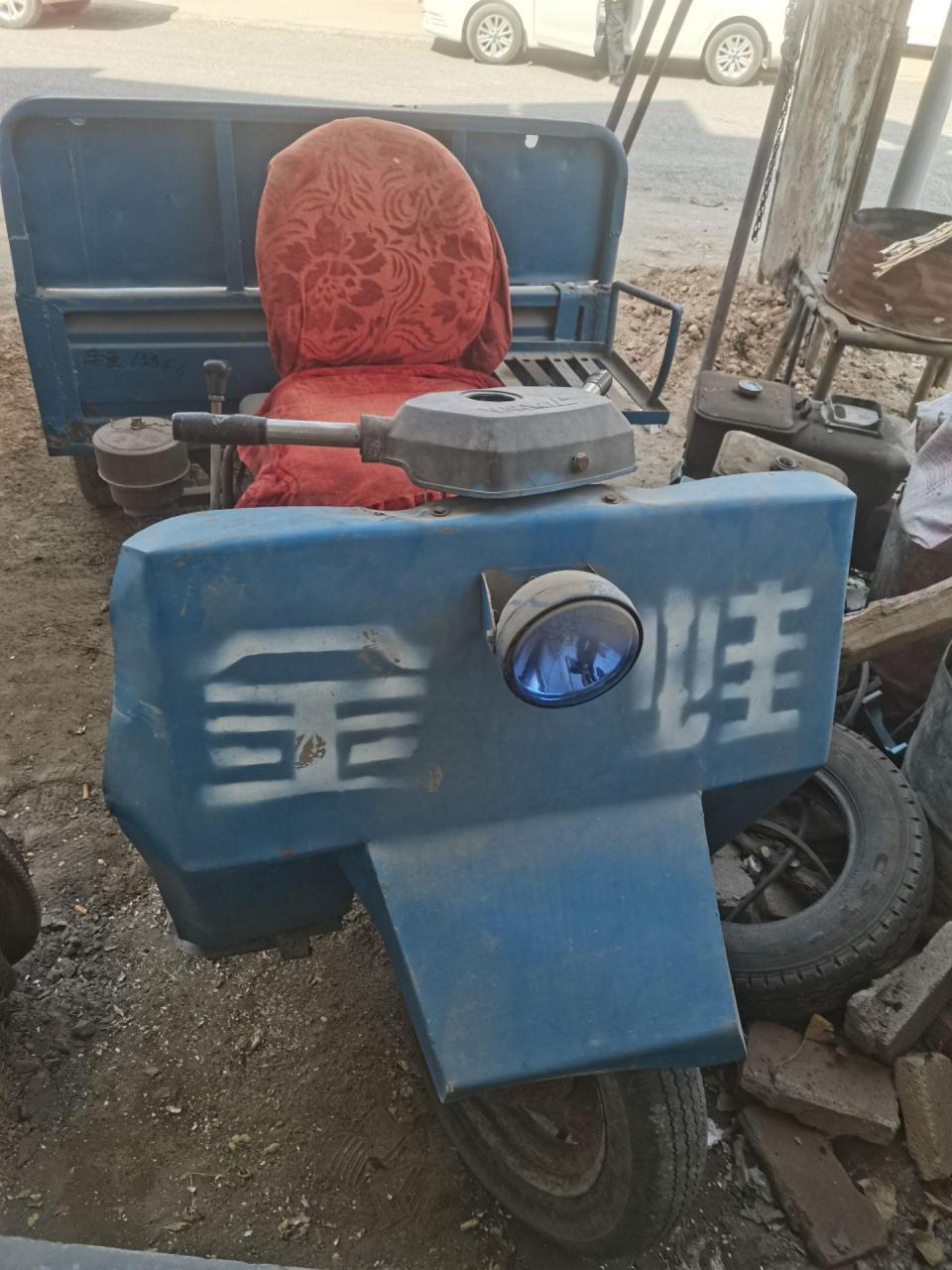 金娃牌农用三轮车,陪伴我青少年时代的农村交通运输工具,解决了当时