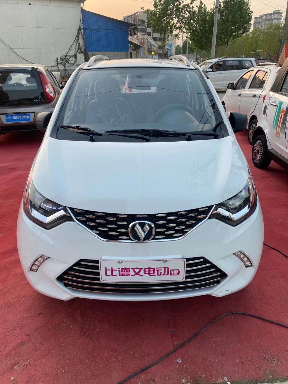 比德文m7,2021年中旬生产22年购买的,72v锂电版,续航200里地,四门电动