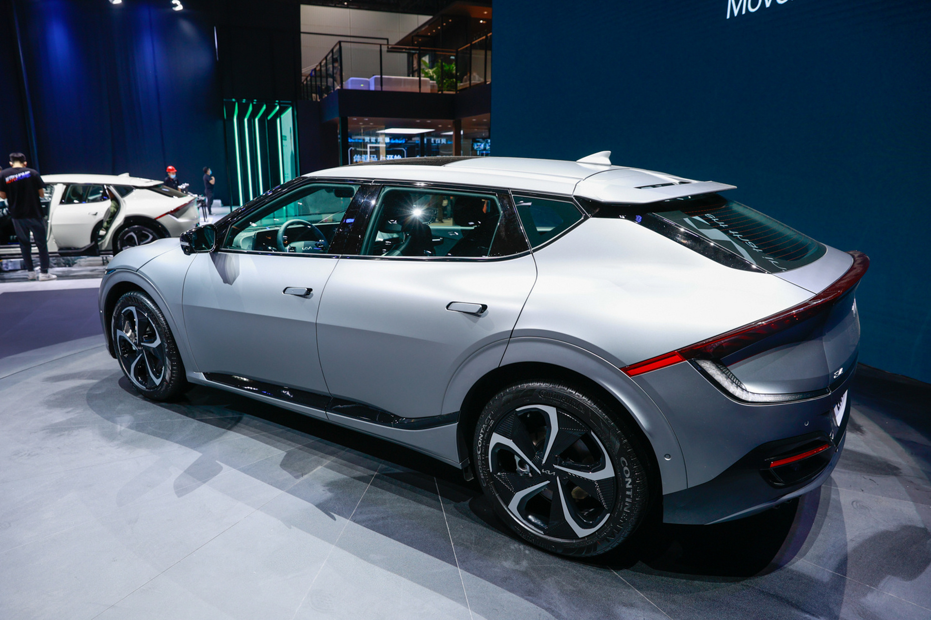 【#2021广州车展# 探馆:#起亚ev6# 系列车型亮相 定位纯电跨界suv 】