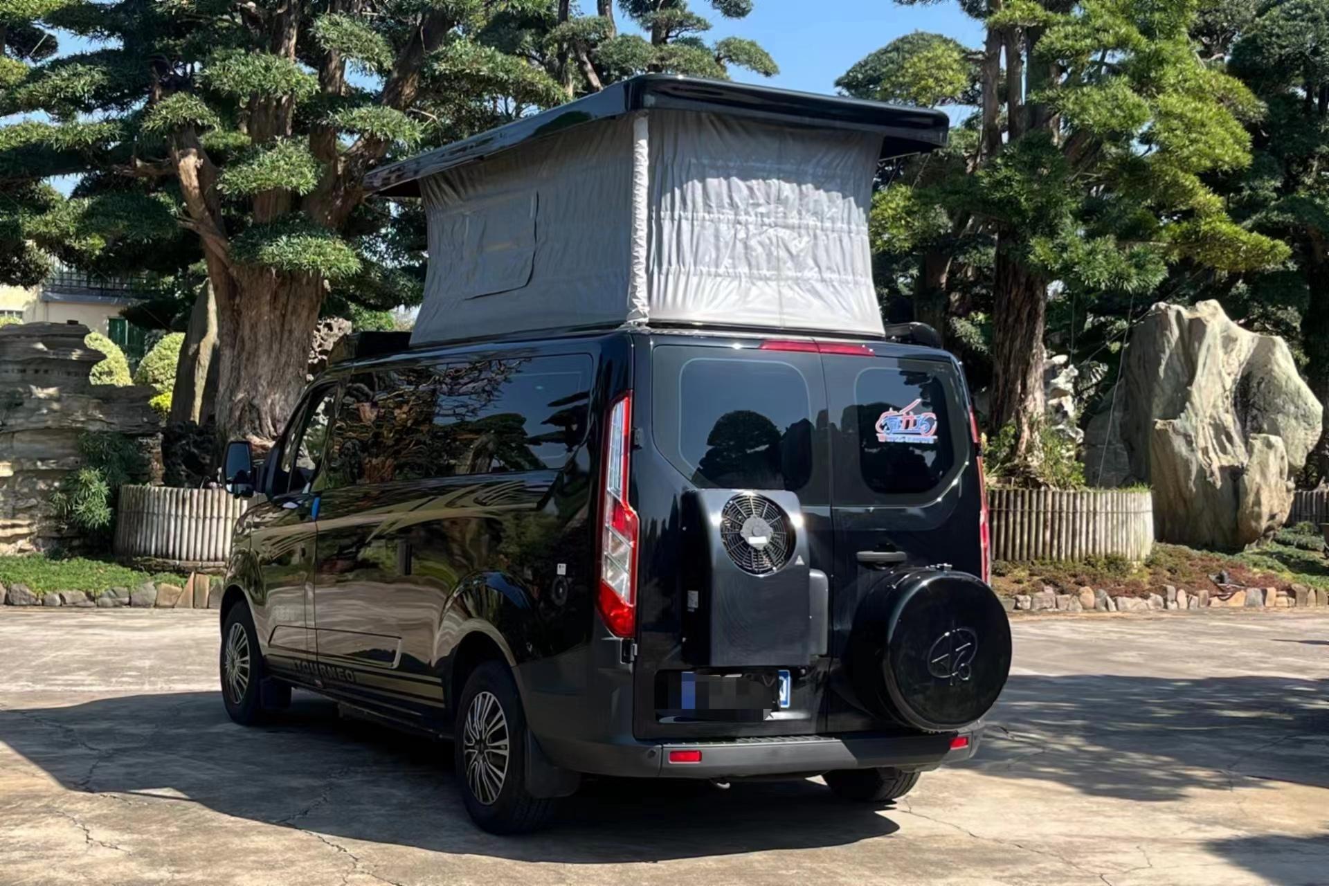 个人福特升顶小房车 齐星上装 22年上牌,安全行驶2万公里,6at自动挡