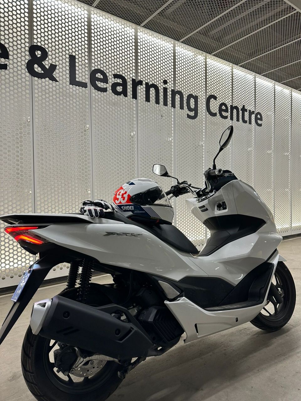 新入的本田pcx160～白色款06 有空一起兜风溜车吧