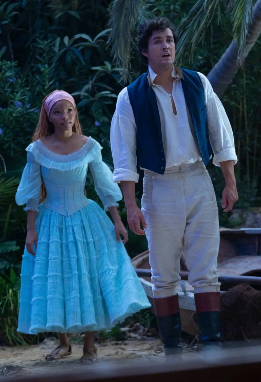 《小美人鱼》真人版海报出来了,其实比我想象中的要好上一些,以前我只