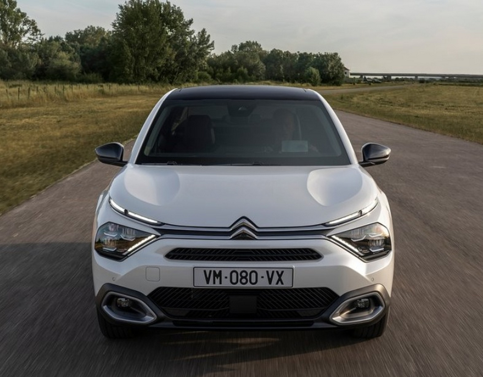 4月神龙汽车销量7766辆,同比下滑4.