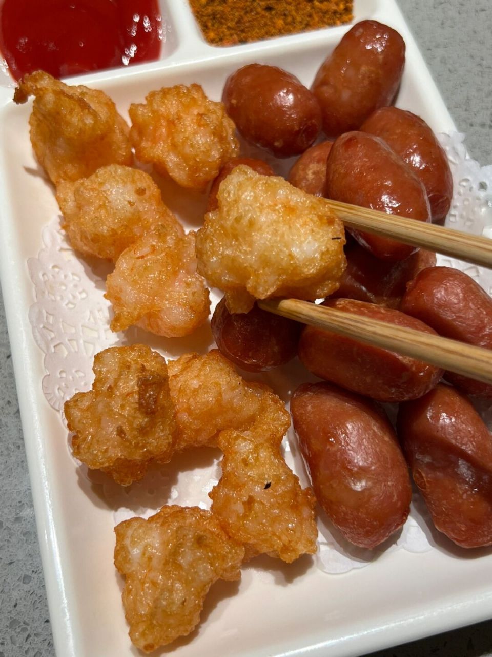 好吃! 虾滑居然还可以炸! 是好吃的! 	 #海底捞# #海底捞攻略