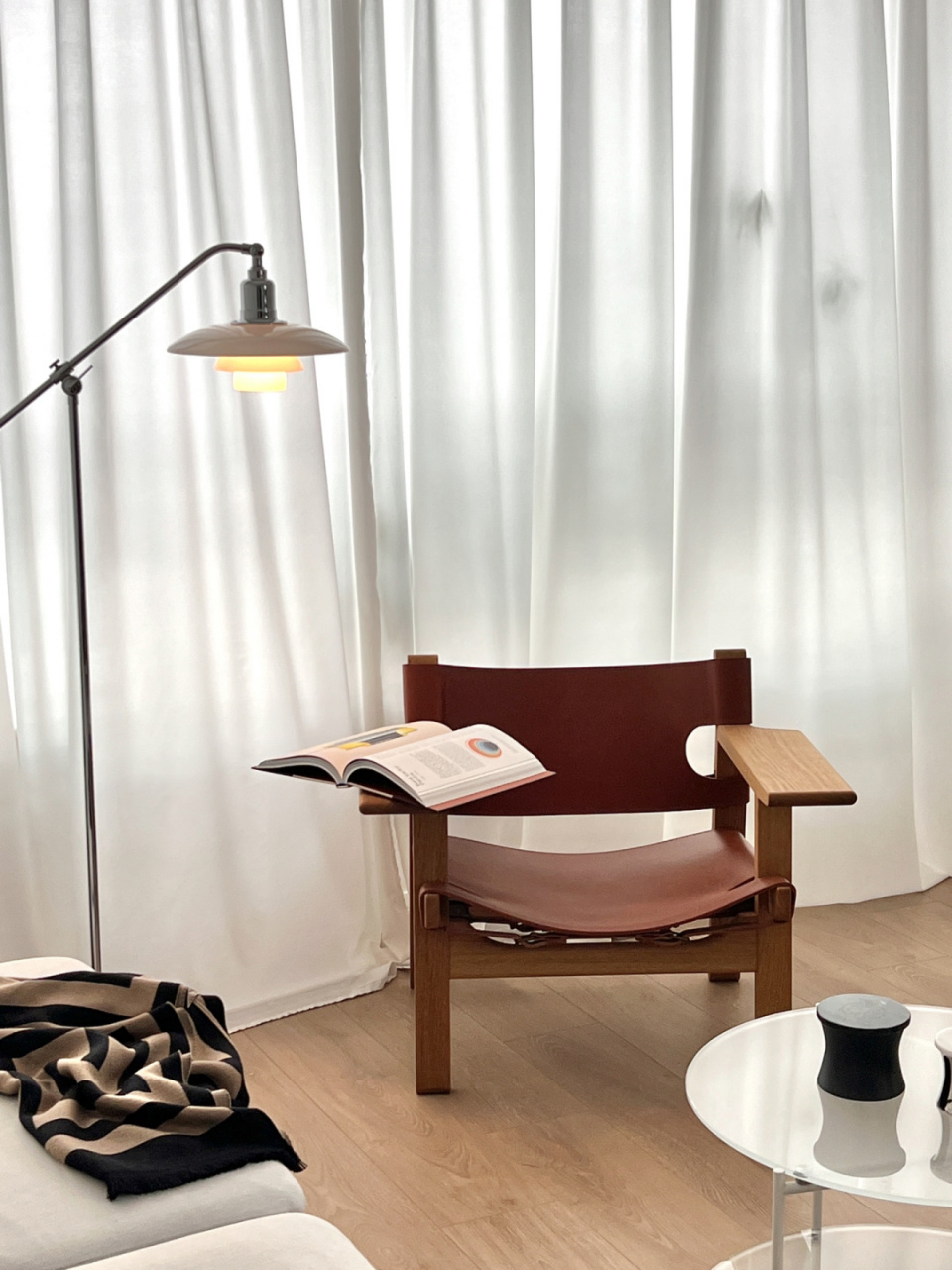 喜欢了很久的the sparish chari 西班牙椅今天被我带回了家,开心09