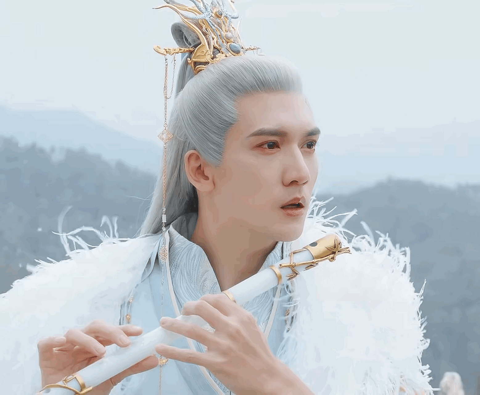 除去影视剧的磨皮滤镜,单是看关智斌的气质长相都十分让人羡慕.#护心