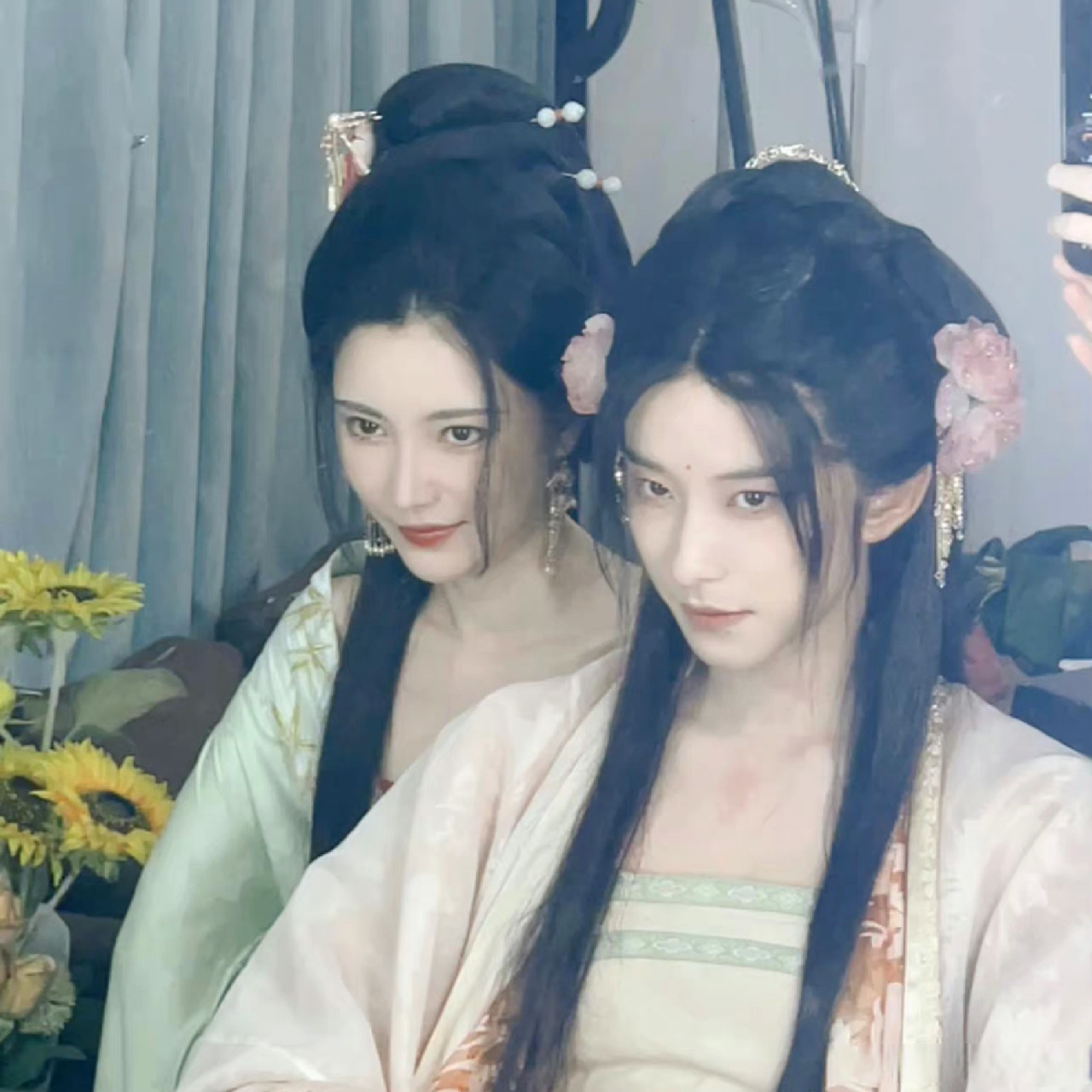 锦超×圻夏夏哈哈哈哈哈哈救命救命你俩在干什么啊 [大笑]