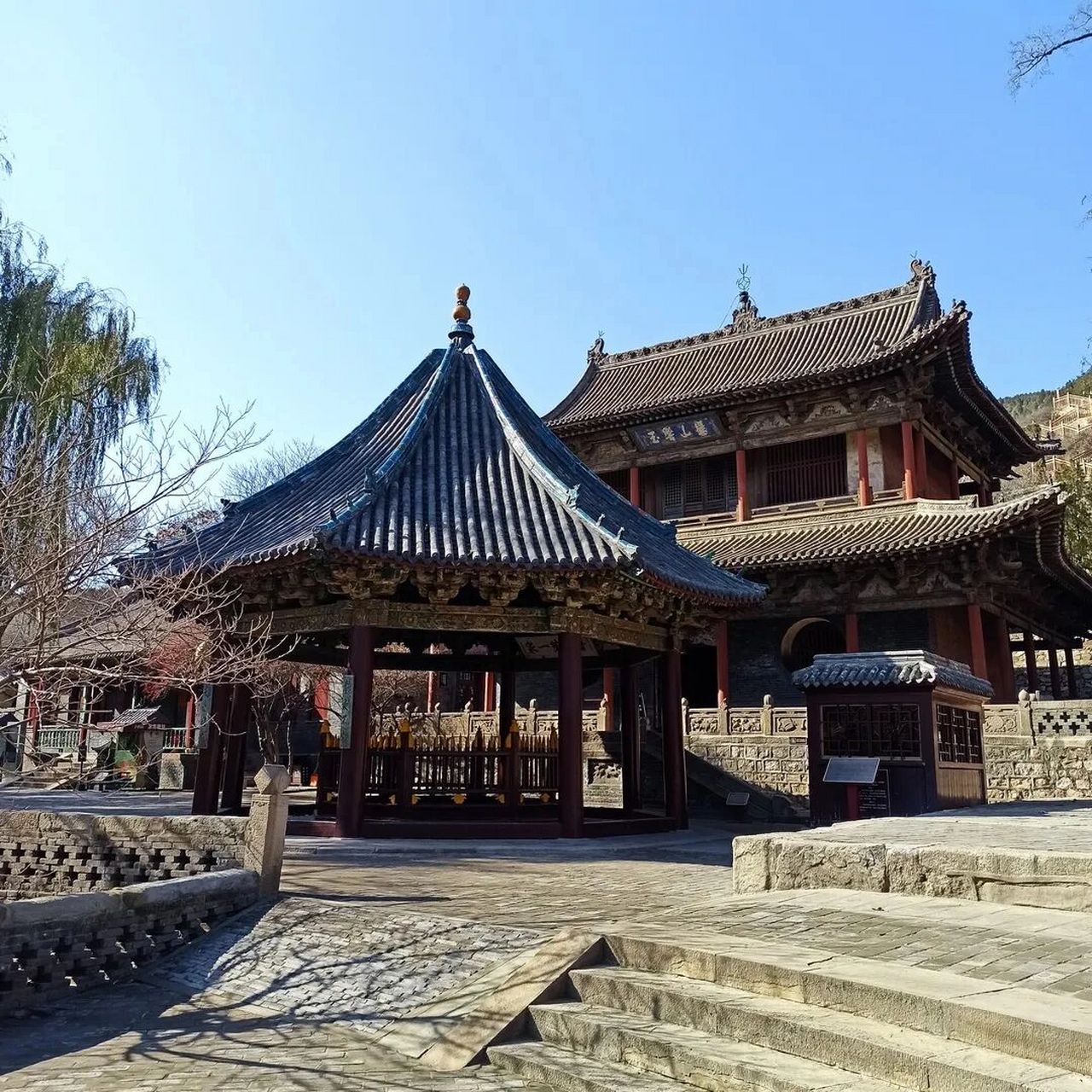 晋祠难老泉亭梁架结构和斗拱解析,建筑史 注:内拽枋是用于斗拱里跳,经