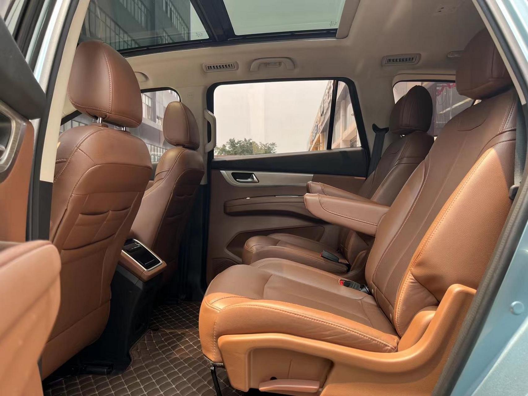 海马7x 1.6t豪华版7座,仅行驶4.