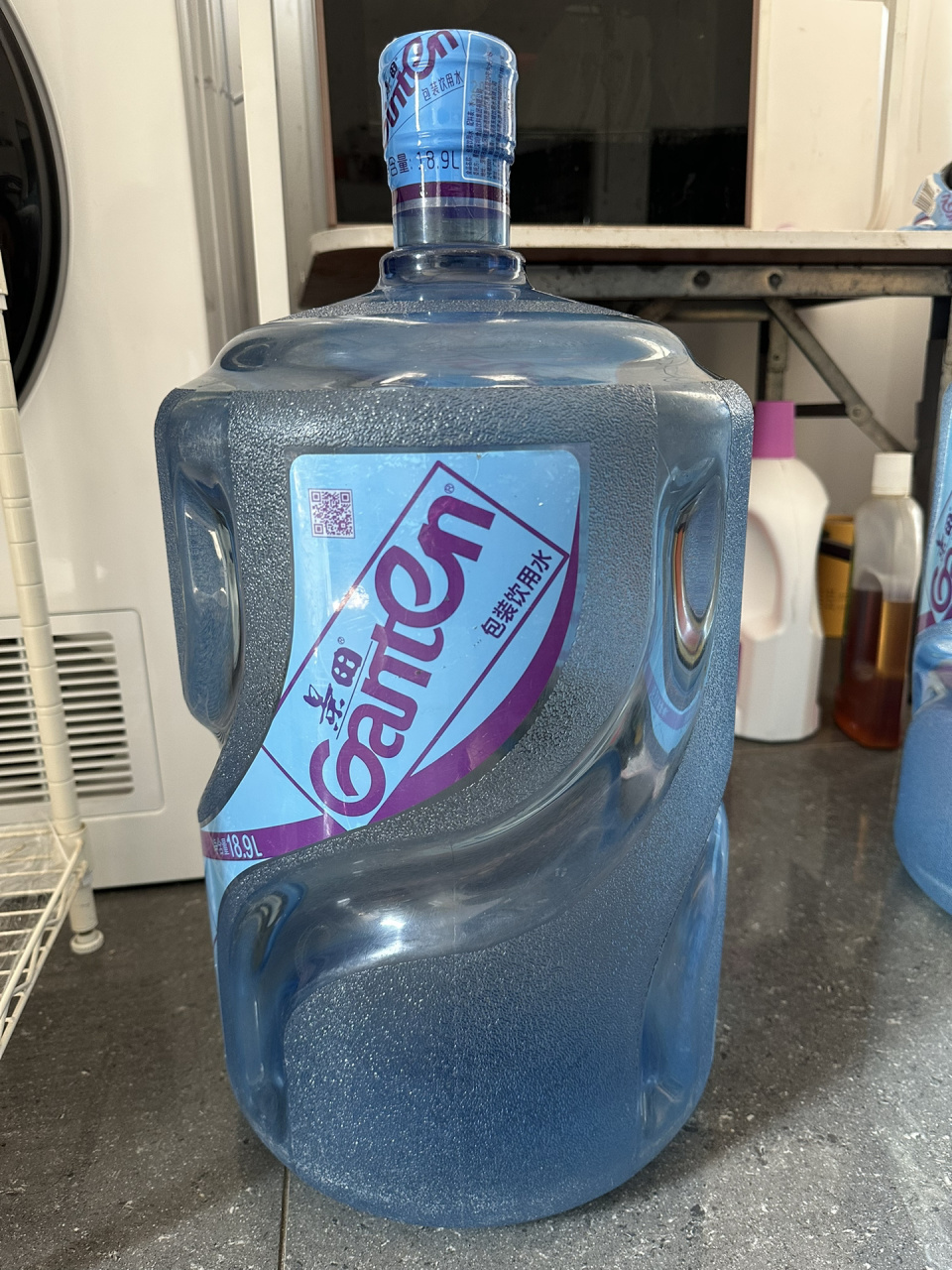 桶装水保质期才45天7515我肯定喝过过期水了