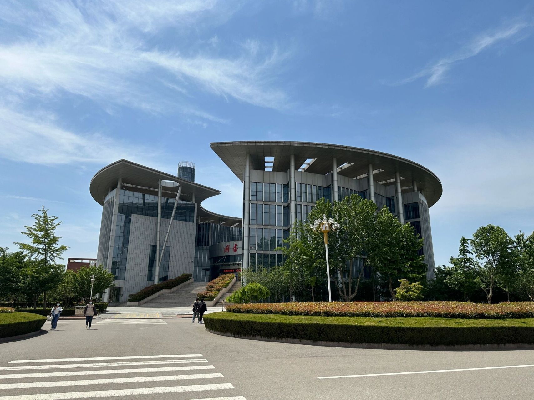 山东医科大学 新校区图片