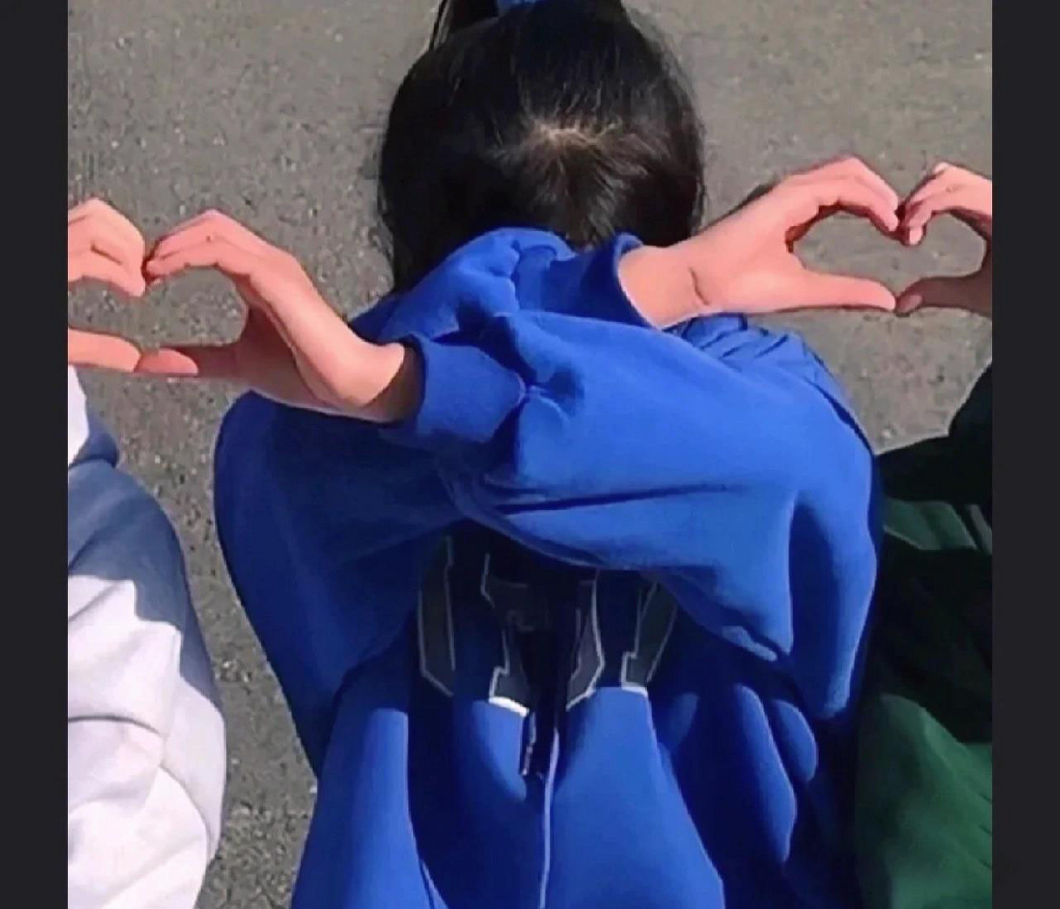 三人闺蜜头像真人版 望大家能喜欢哦!这是我发布的第一期.