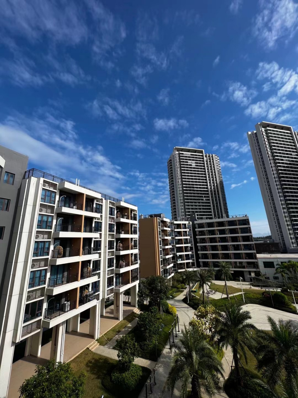 阳江碧桂园月亮湾海景房,暖和呀 气温23度,暖和,穿短袖!现总价18.