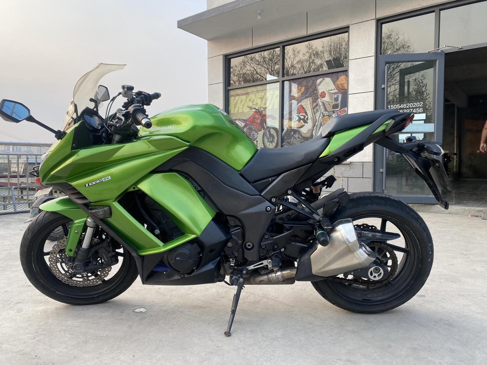 15年川崎z1000sx,车况超级好好,减震不漏油,发动机无任何杂音,带套,真