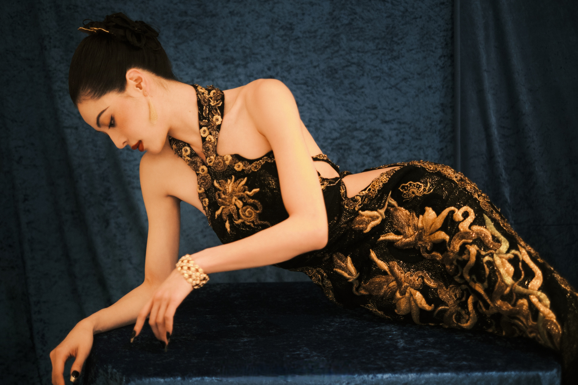 精美jstyle谈资# 蒂芙尼品牌大使钟楚曦佩戴蒂芙尼珠宝,亮相第76届