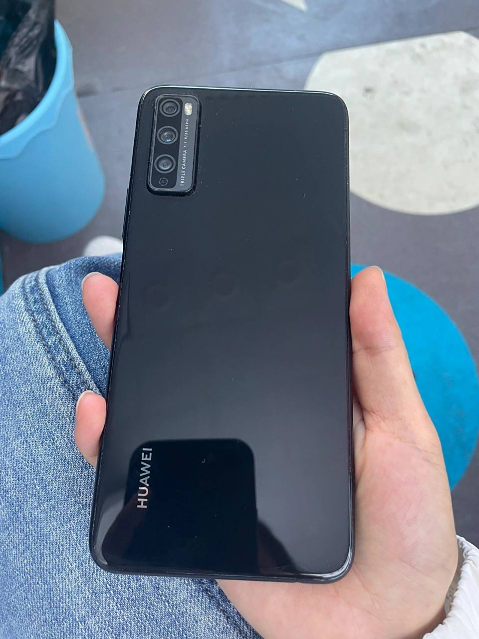 华为dvc-an20 6 128g 华为dvc-an20 6 128g,黑色,正常使用痕迹,换过