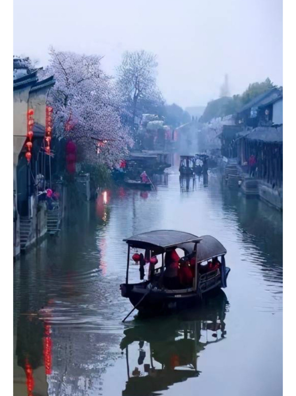 烟雨楼台几许,舟横自在溪下.(偶然看到几张烟雨江南的美图,借用一 ))