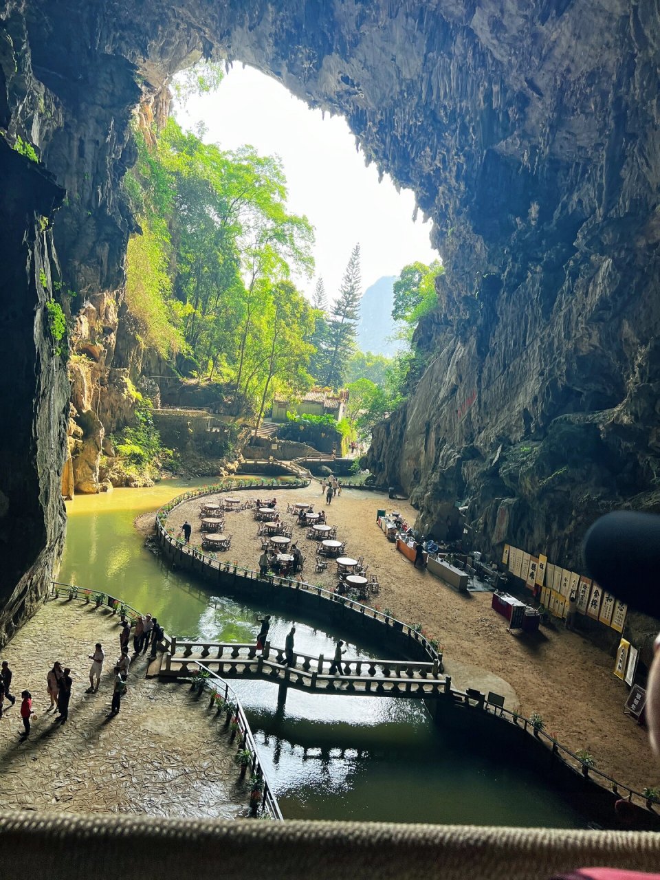 阳春八景之凌霄岩,玉溪三洞 凌霄岩洞具有中国大陆架最南端典型的