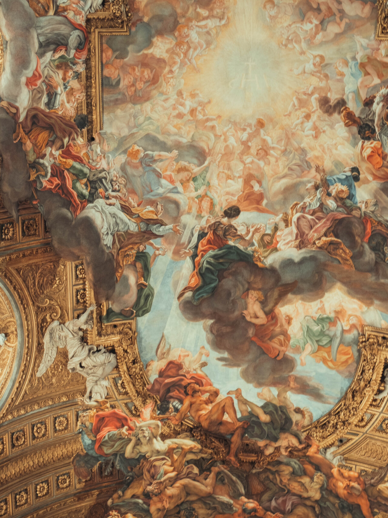 这也许就是天堂的模样!记耶稣会教堂天顶画