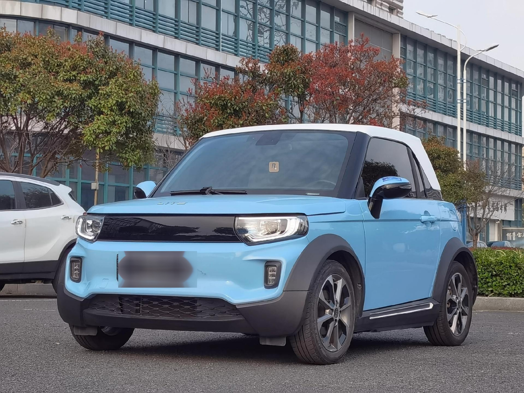 你值得拥有 北汽极狐lite莱特,两门两座无框门,配置超豪华,造型超可爱