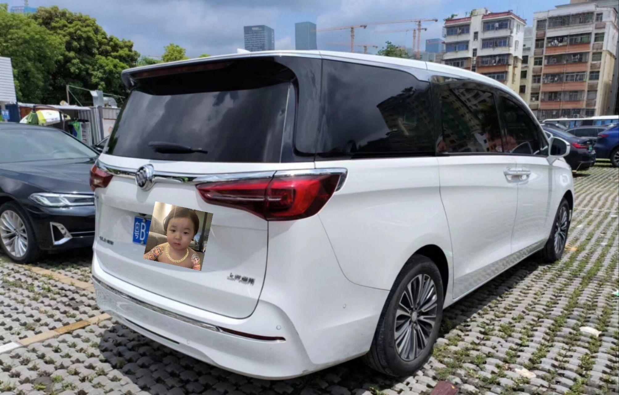 广东用车的滴滴 七座商务车