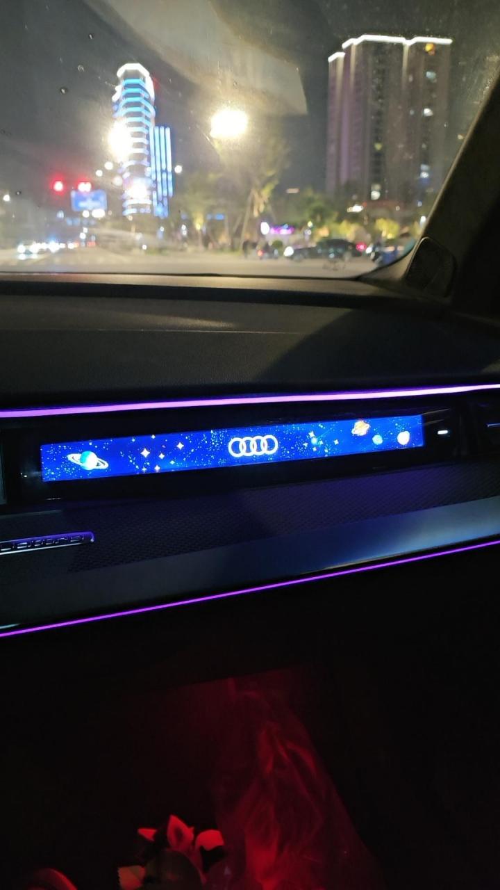 让你的副驾驶爱不释手的东西来了.奥迪a3