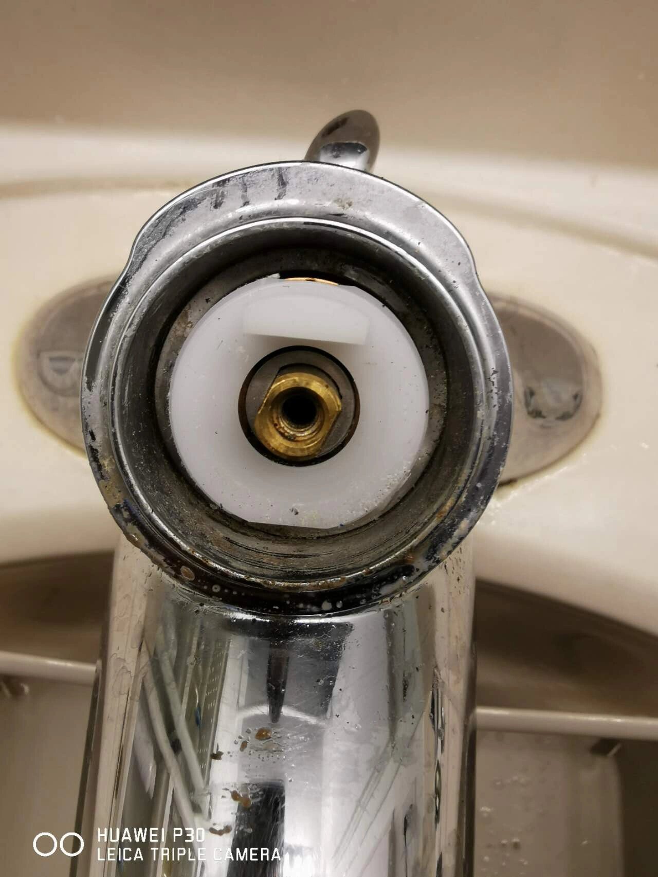 多伦多水龙头安装维修更换～moen经典案例 今天的案例来自dt的客户