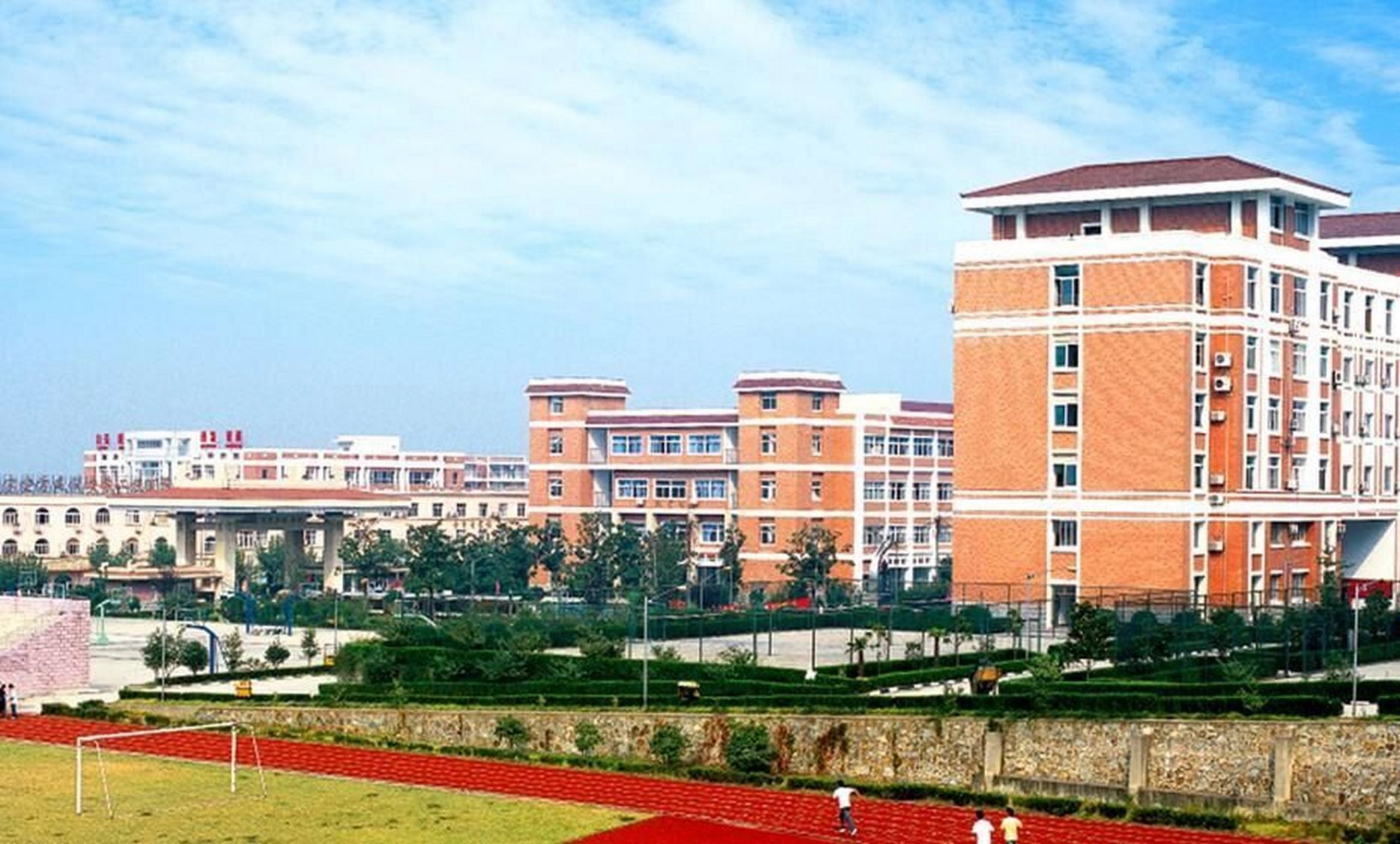 金肯职业技术学院介绍 金肯职业技术学院(jinken college of