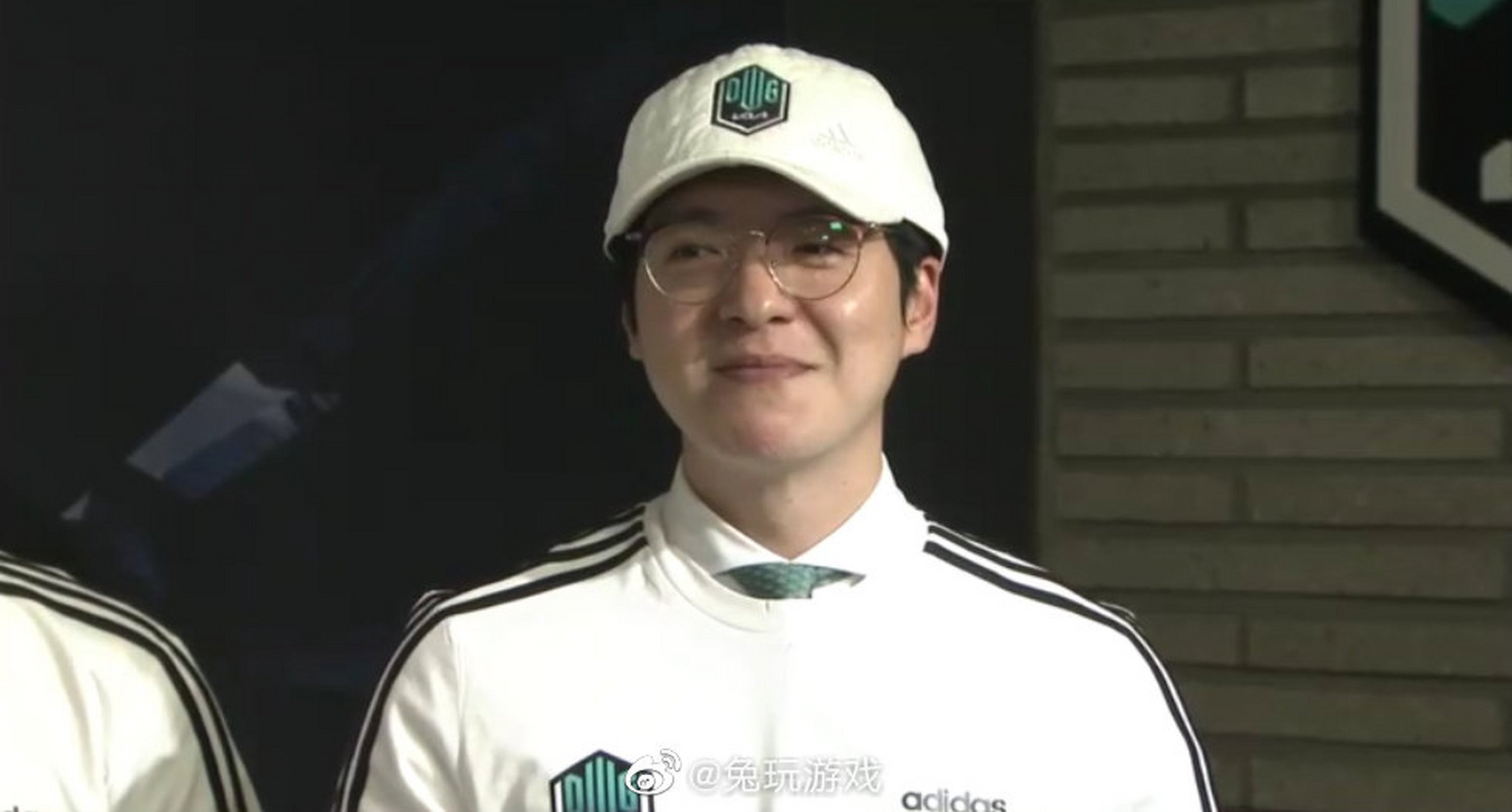 kkoma:这是我们dk第一次进入msi,我们一定要赢!