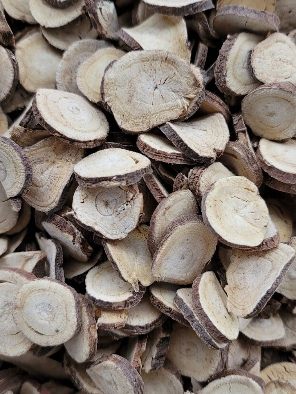 今日中药 甘草 甘草又称之为国老,甜草,乌拉尔甘草,甜根子.