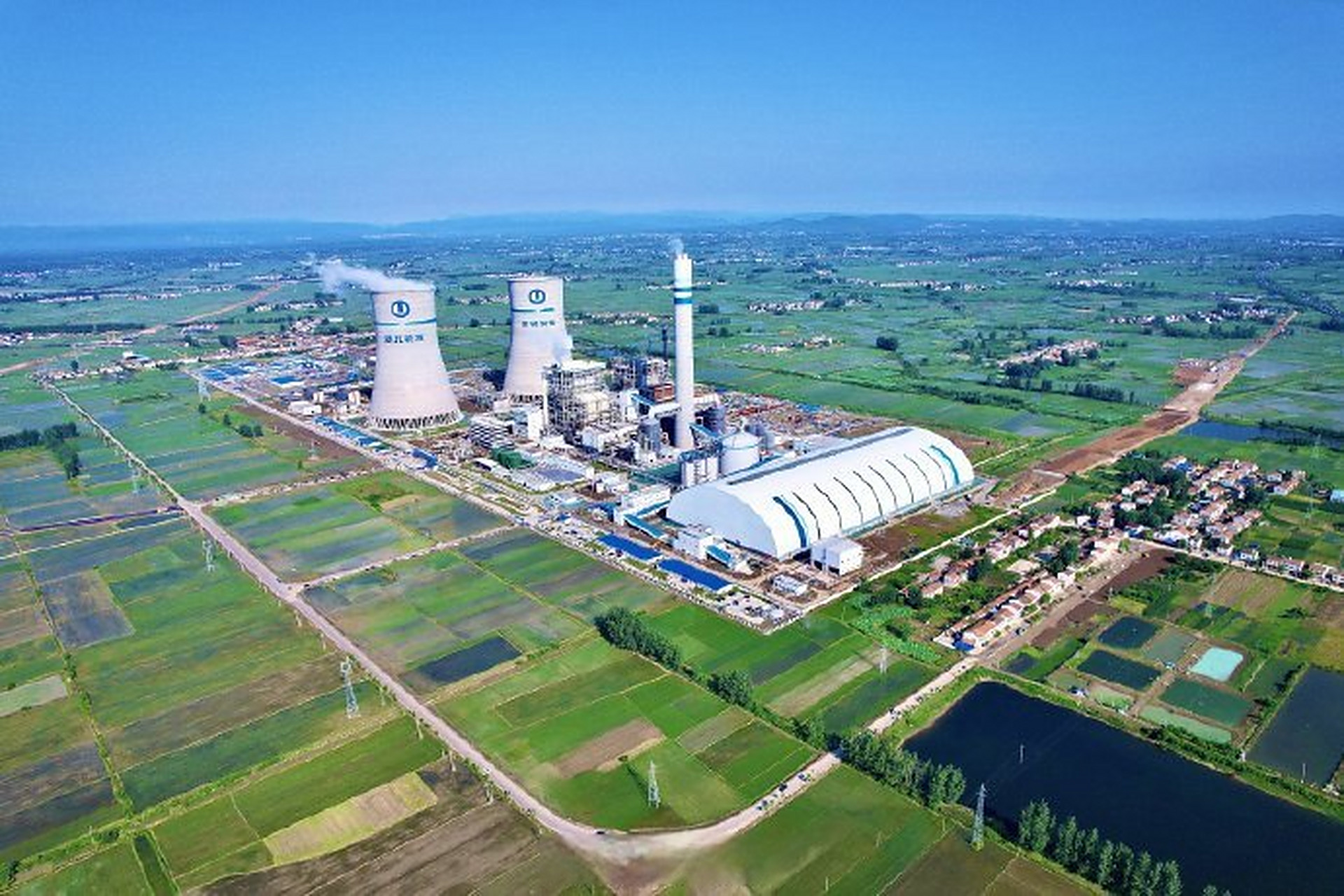 【坐标湖北宜城,这座绿色智慧火电厂首台机组并网成功】6月19日,中国