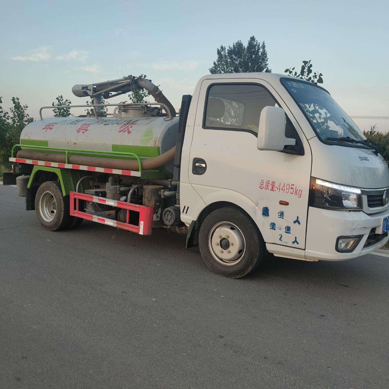 二手蓝牌东风3立方吸粪车.