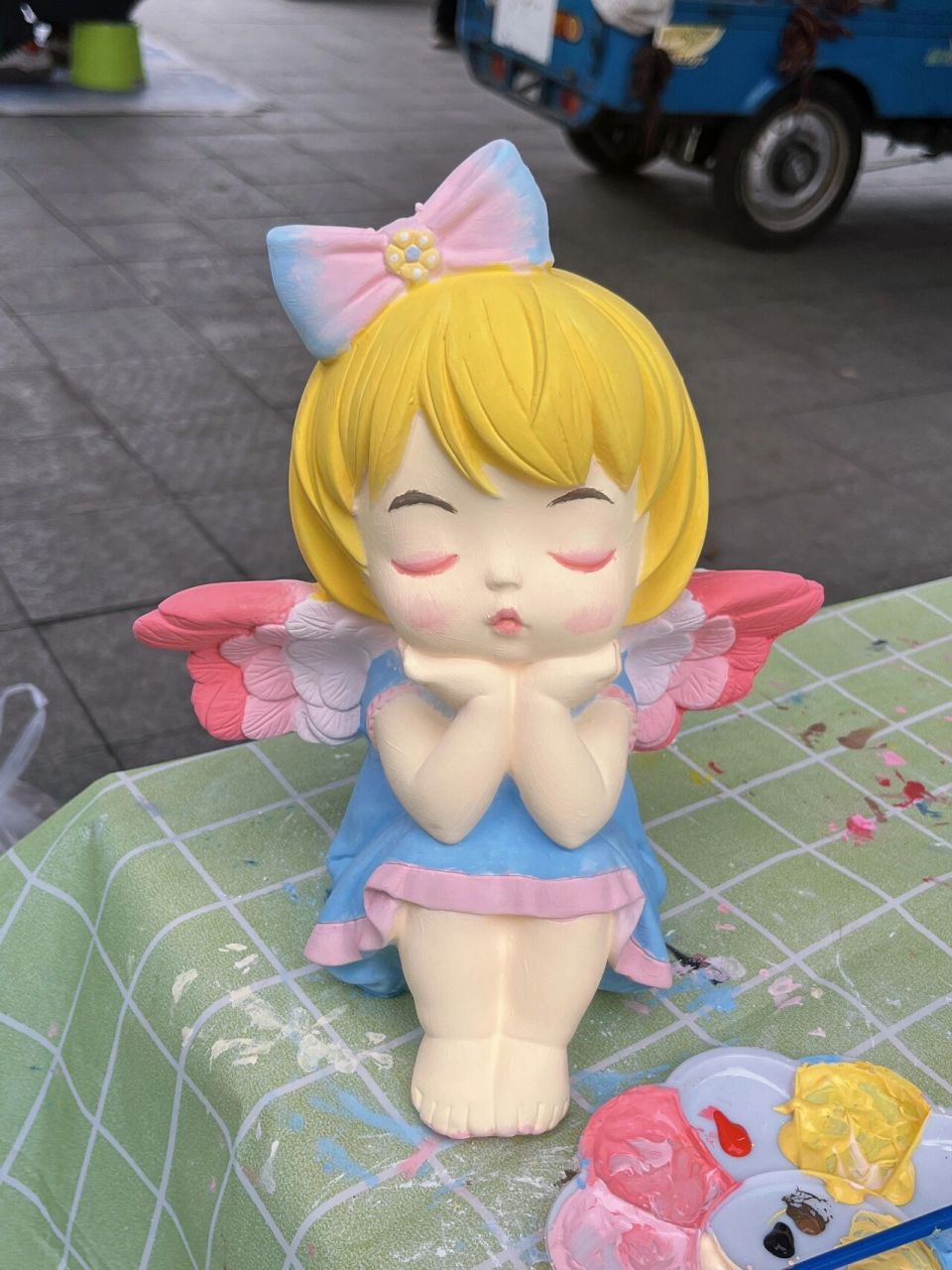 天使石膏娃娃好美05 嘻嘻,昨天发现很多人都是画的这个,我普普通通