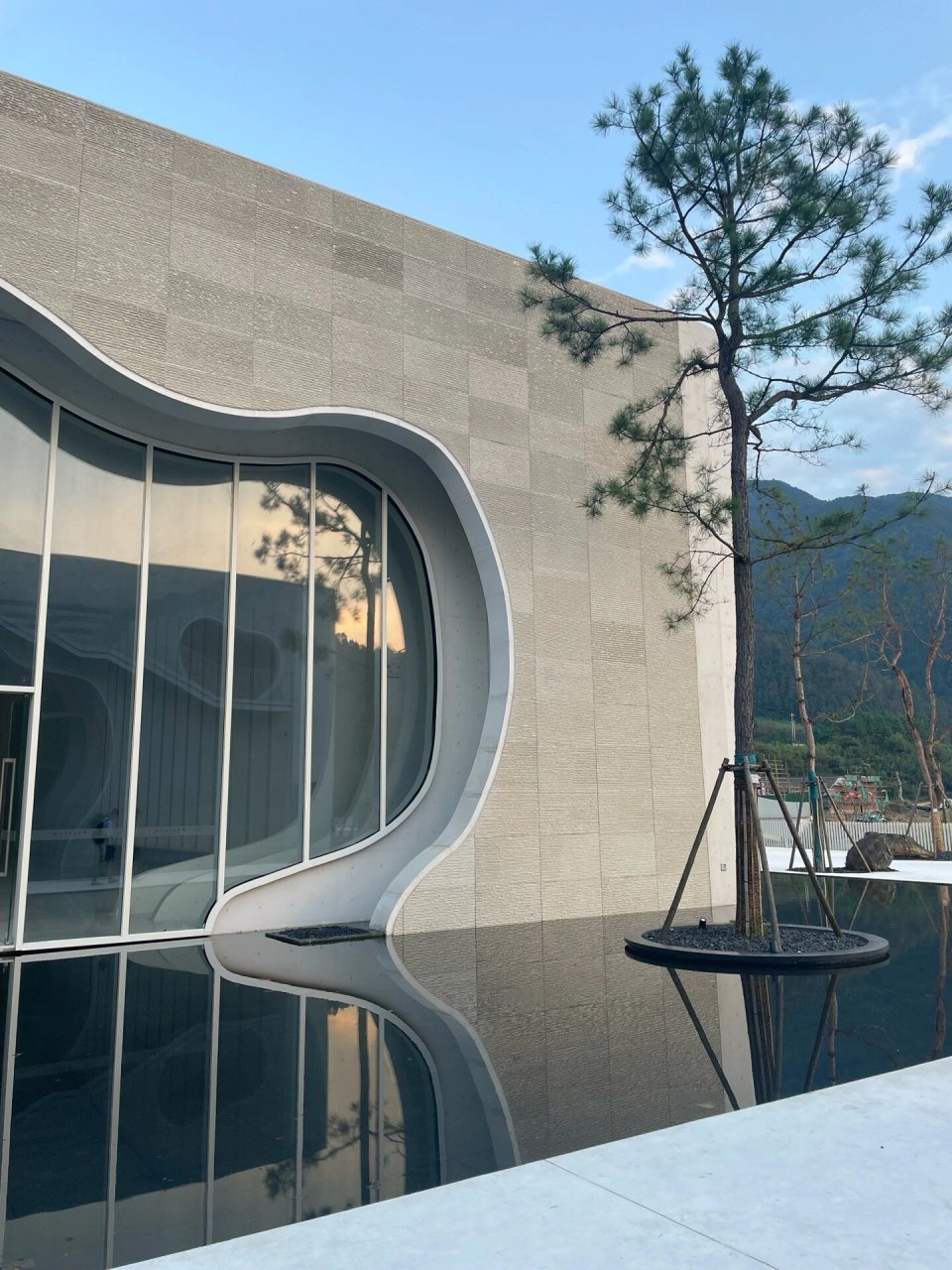 去宣纸博物馆—感受留白的艺术之美  	 7215泾县宣纸博物馆位于