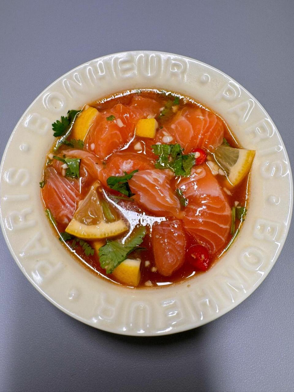 捞汁三文鱼97一口治愈!