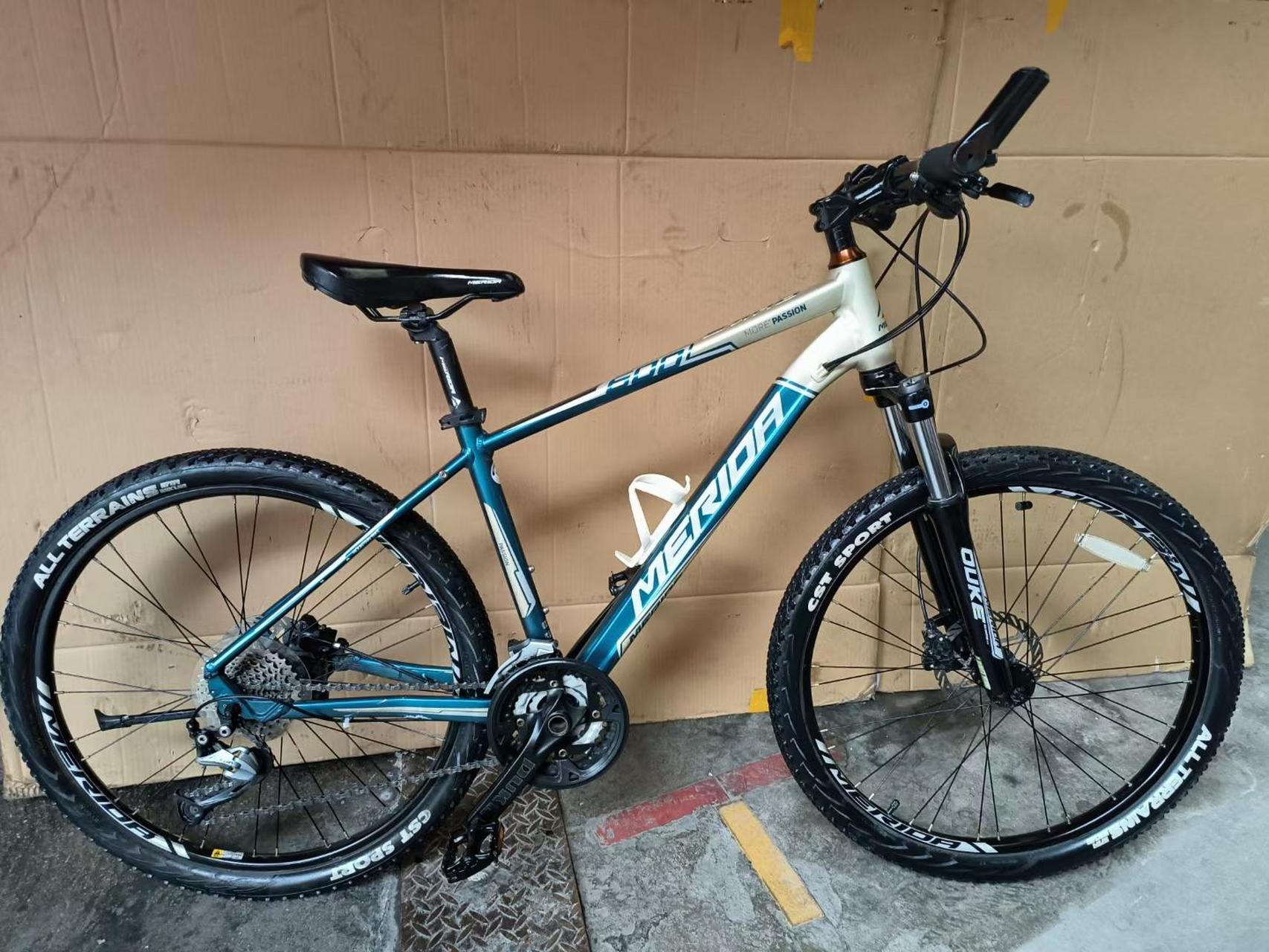 18款美利达公爵600,双油碟27速,前叉带线空锁死,车架17寸,成色很好