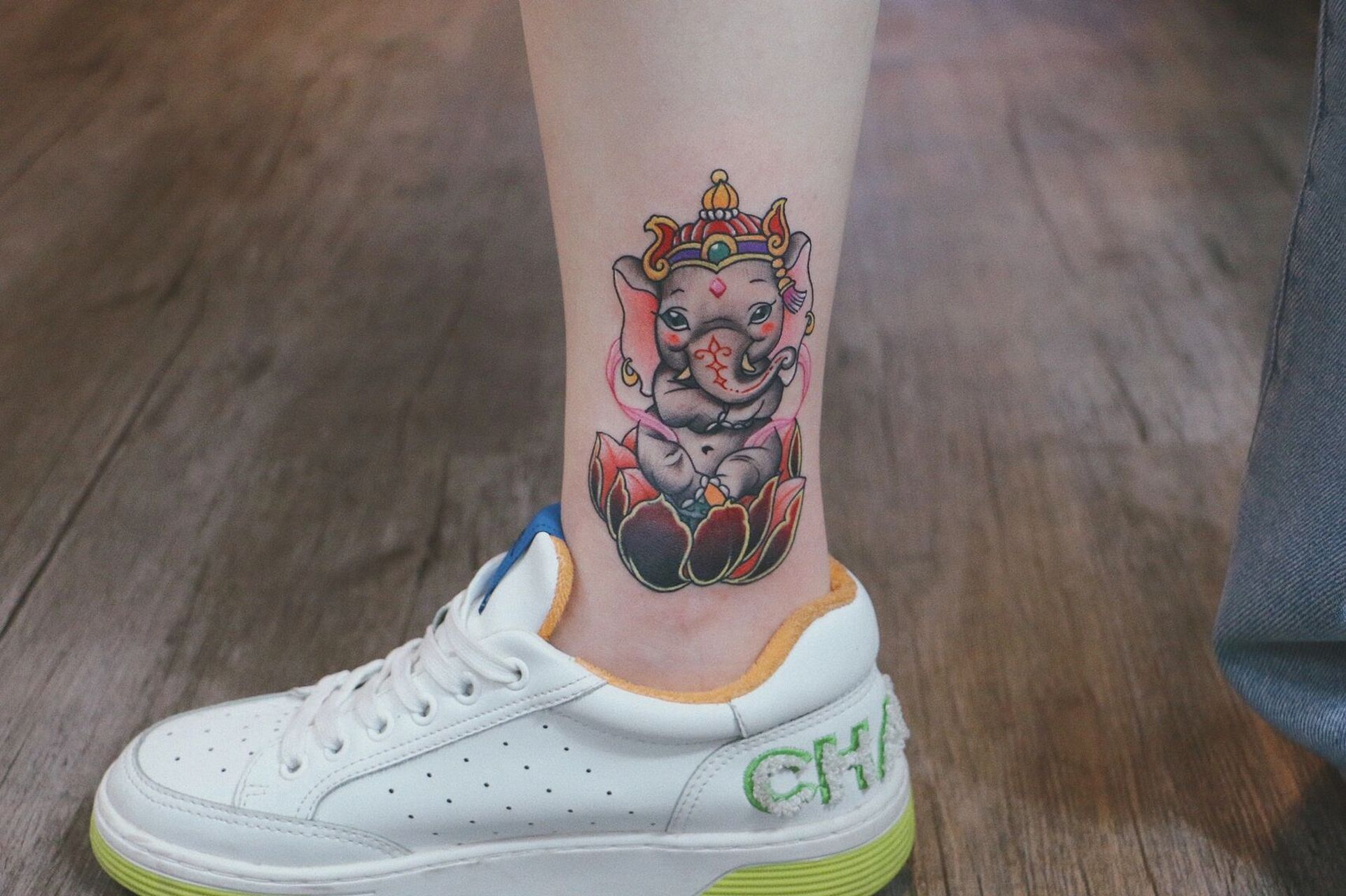 女生象神纹身|脚踝遮盖纹身|青岛纹身 今日份遮盖作品· 小象变小象神