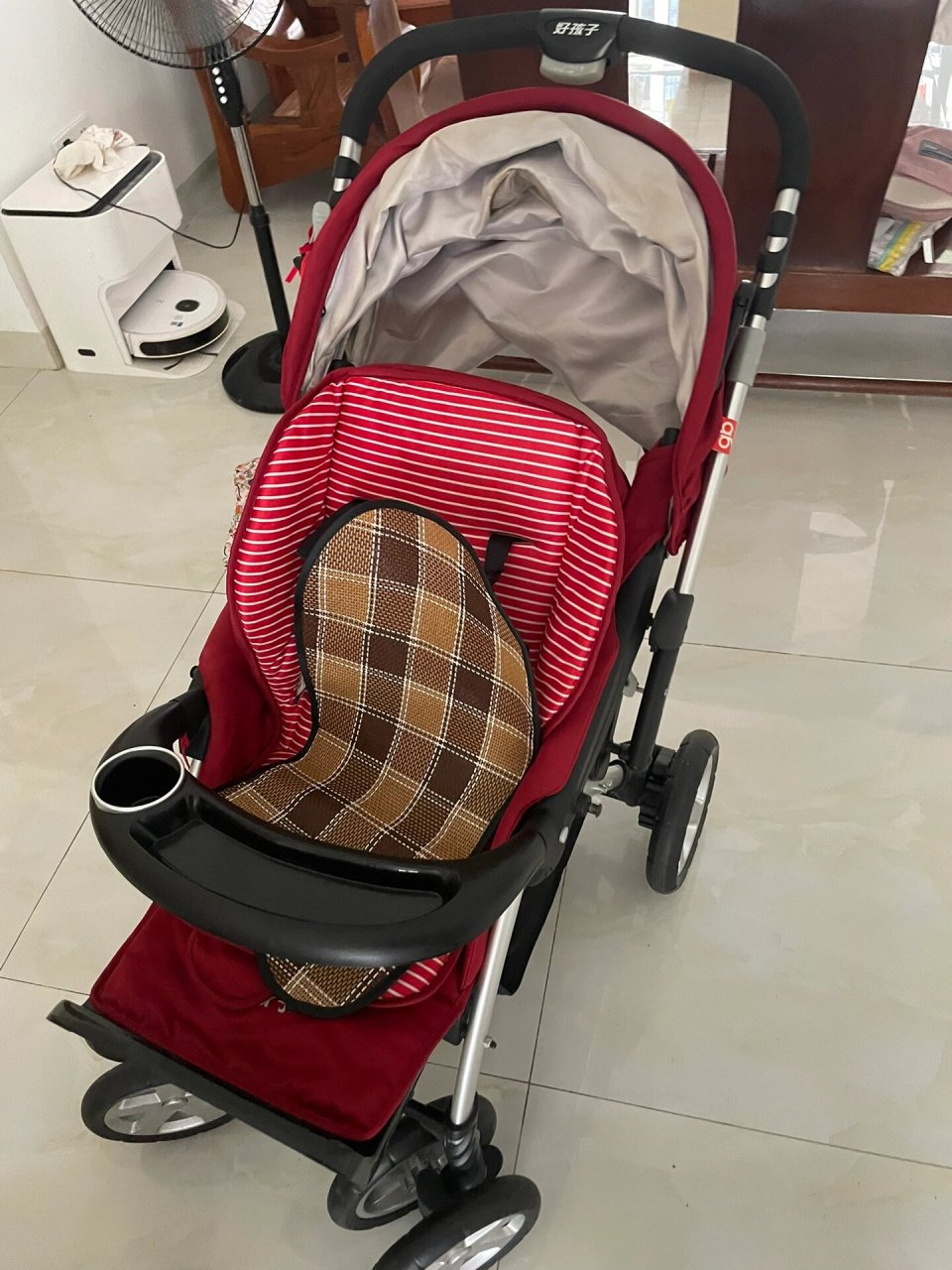 求助,好孩子c980h推车怎么折叠 大宝十年前用的好孩子推车翻出来了