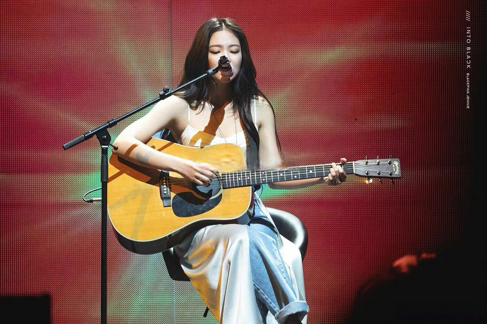 简单温柔的抒情晚安曲 小妮吉他弹唱的《best part》"its the