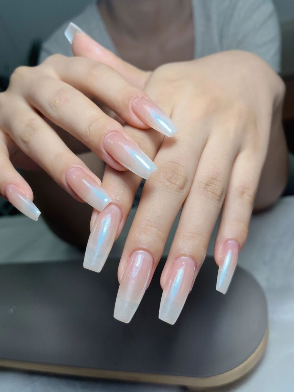 搓个粉吧 #珍珠粉美甲# #显白美甲# #海莉美甲# #渐变美甲