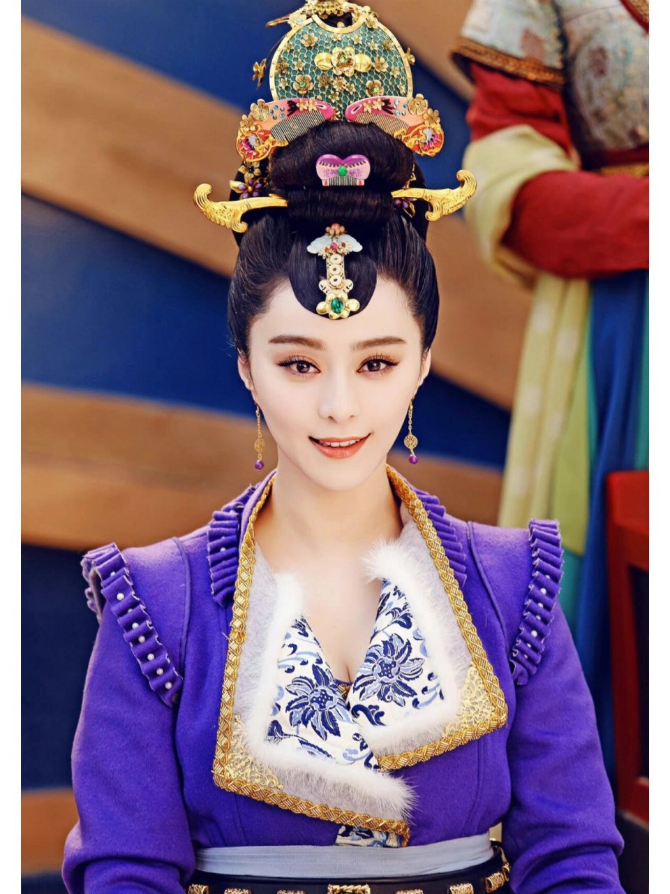 美艳动人的媚娘 这个版本的武媚娘是最让我念念不忘的,因为范爷的高