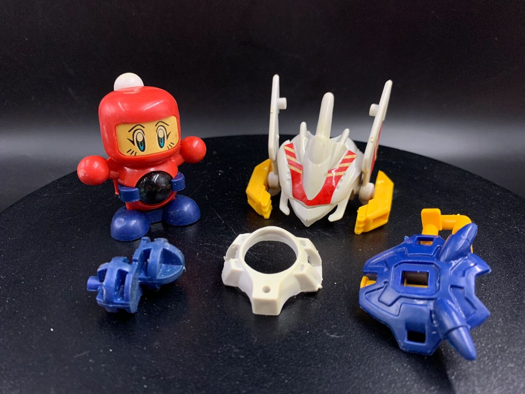 国产老d弹珠人爆外传-圣兽铠(上) 玩具简介: 国产老d 弹珠人 爆外传