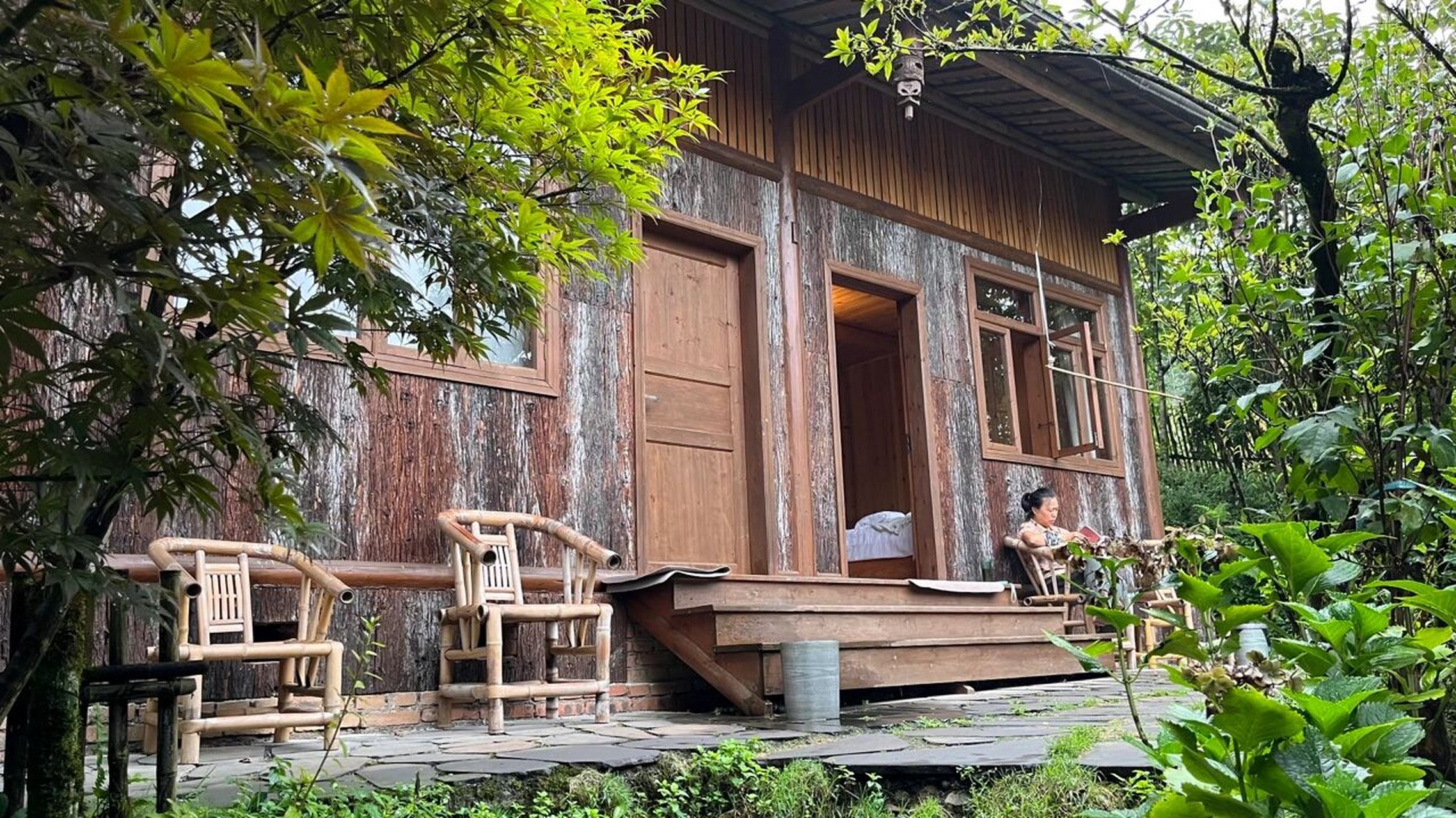 雅安龙苍沟舒哥农家乐 从西昌返回成都,中途在雅安龙长沟歇息了两晚