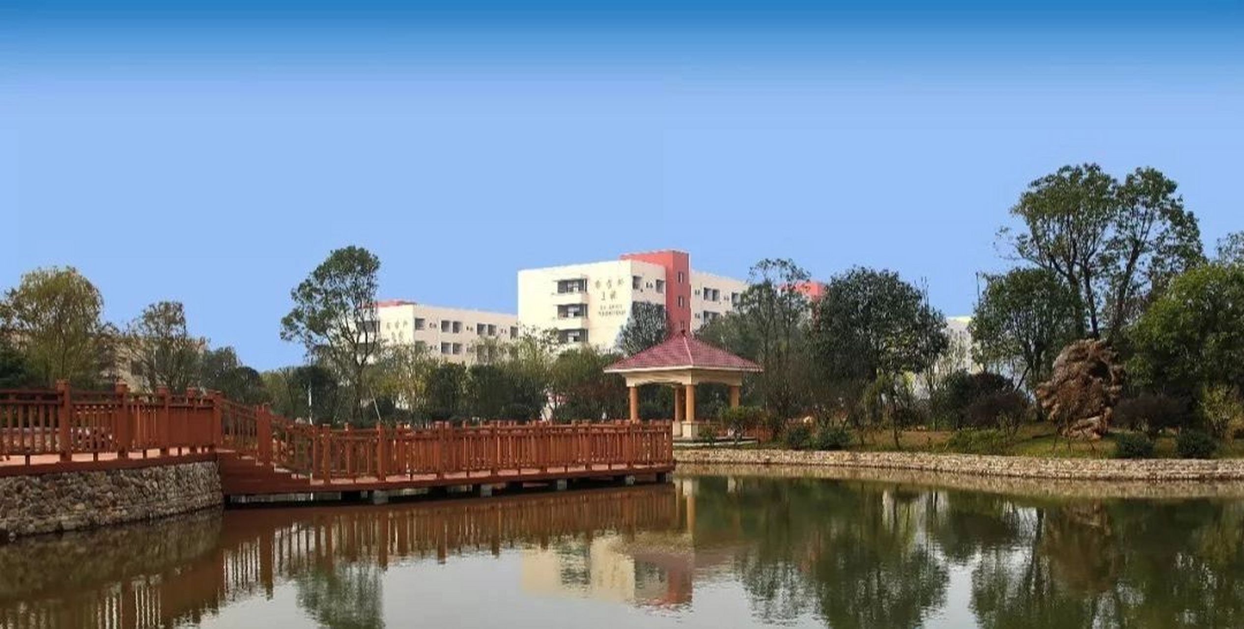 湖南长沙外贸学院图片