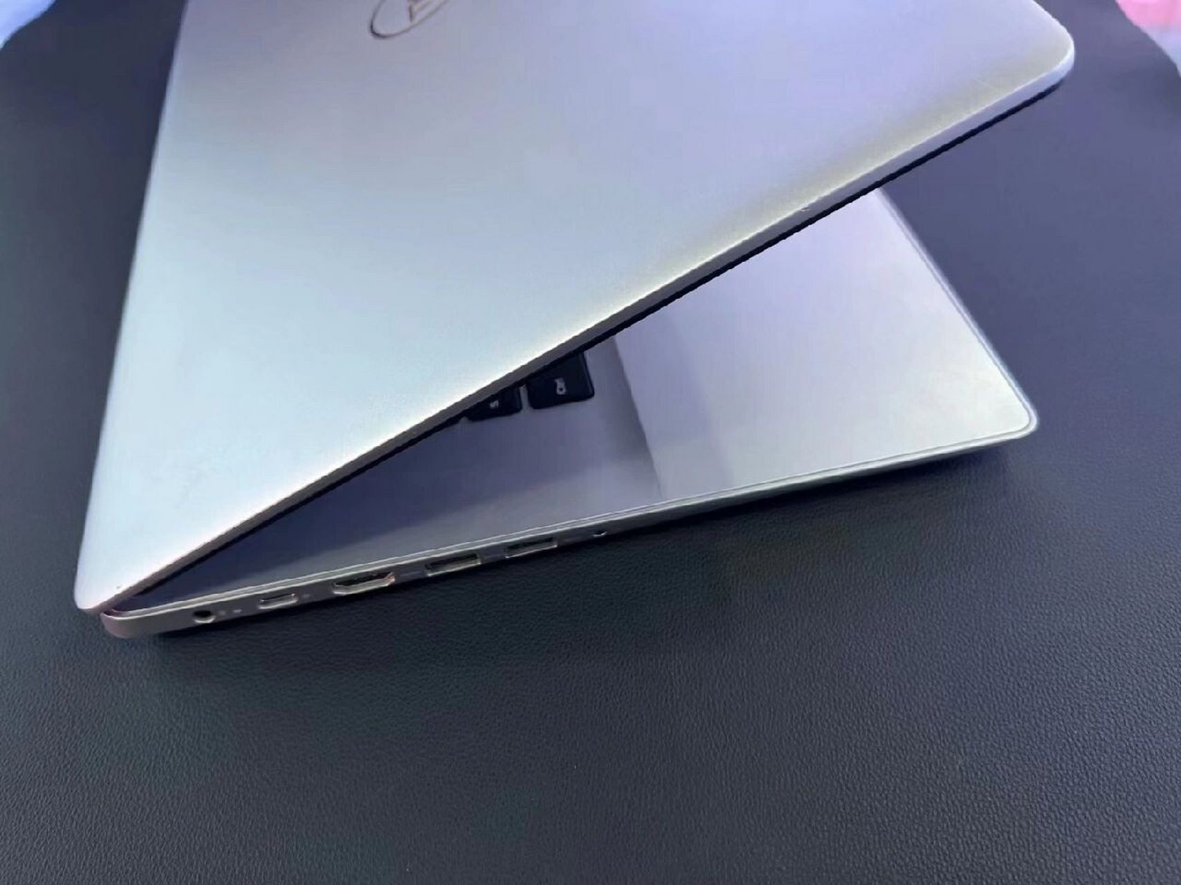 6英寸 i5 8265u处理器 8g内存 128 戴尔商务本5580 银色 15.