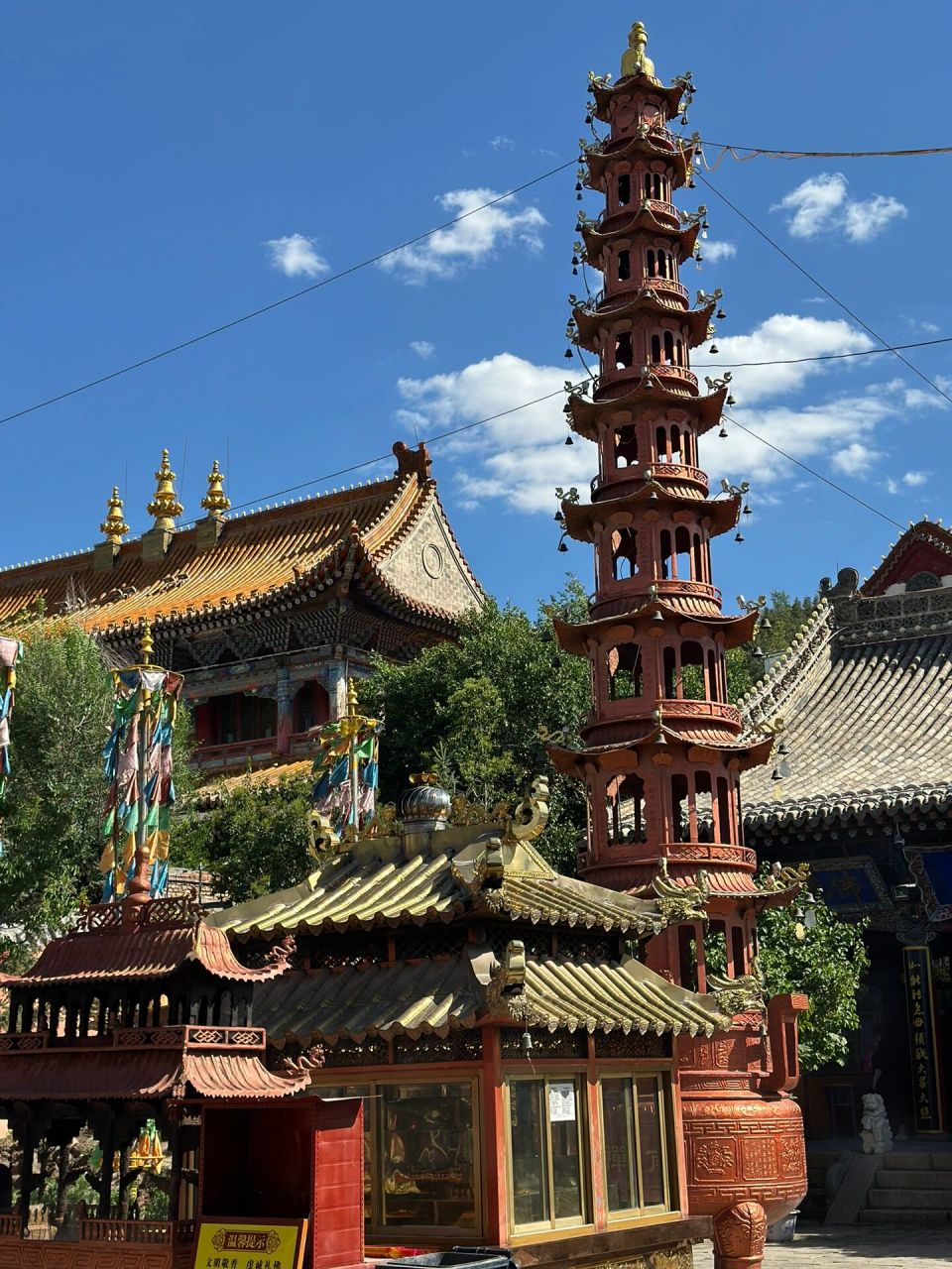 小众旅行|俯瞰整个西宁的好去处 南禅寺  寺庙在山上,俯瞰西宁 就在