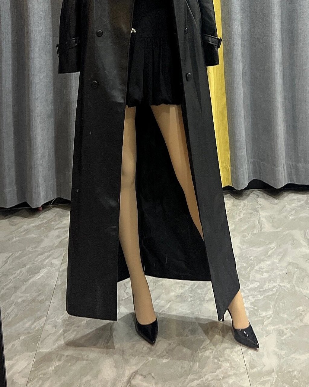 黑色红底鞋,真的是又飒又性感99红镜高跟鞋 店铺搜索红镜高跟鞋