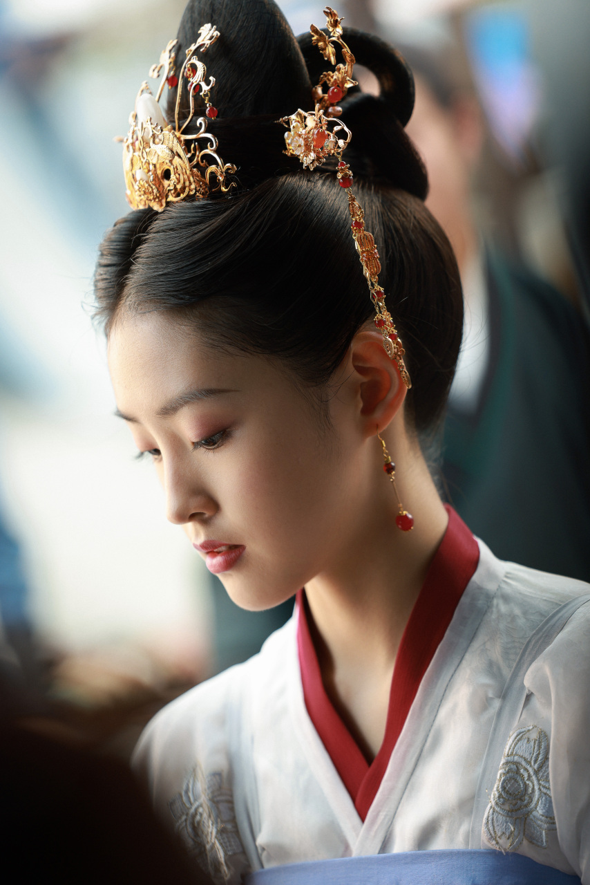 网剧阿麦从军# 今天是开心的一天09#蒋韵兮徐秀儿