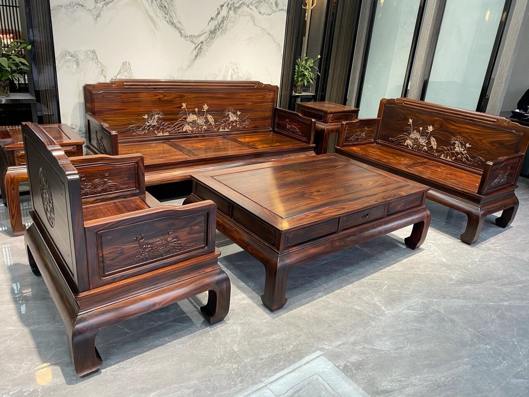 怎么选购阔叶黄檀家具?